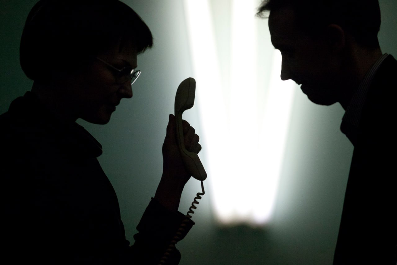 В Олекминске полиция перехватила деньги, которые передавали пенсионерки-курьеры