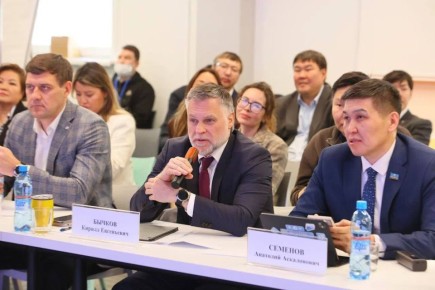 Кирилл Бычков: От идей — к решениям: На площадке «Школы 21» рассмотрели результаты работы отраслевых групп по определению подходов внедрения искусственного интеллекта в республике