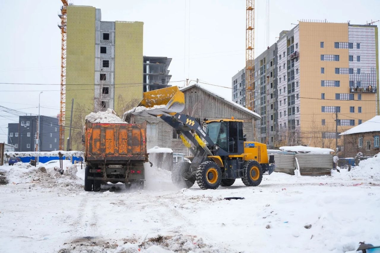 Евгений Григорьев: На этой неделе во всех округах города проходят субботники по уборке снега в поддержку семей участников специальной военной операции, проживающих в индивидуальном жилом секторе, всего поступило более 100... Евгений Григорьев: На этой неделе во всех округах города проходят субботники по уборке снега в поддержку семей участников специальной военной операции, проживающих в индивидуальном жилом секторе, всего поступило более 100...