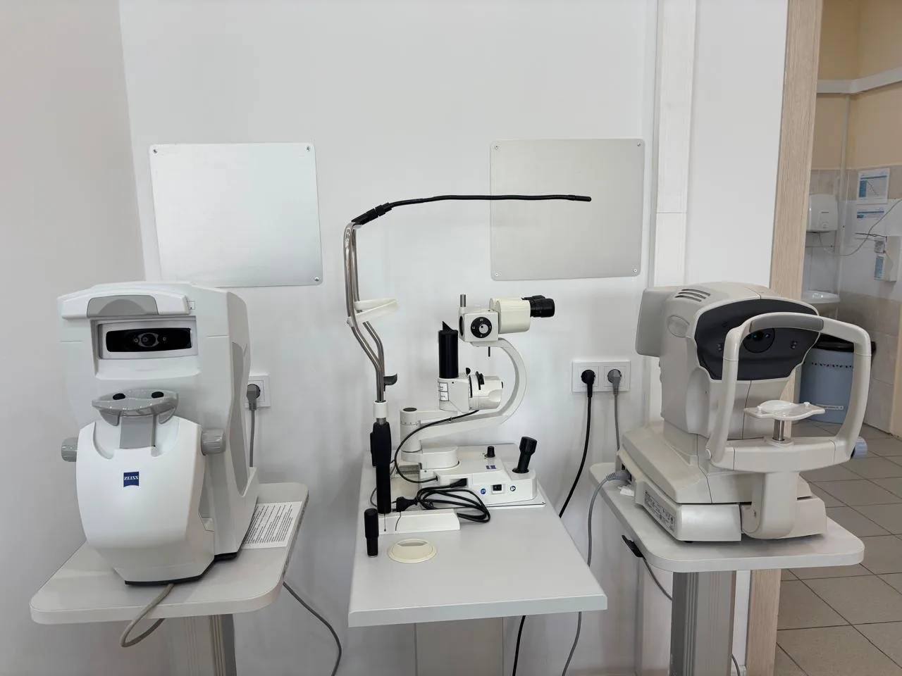 В Якутской офтальмологической больнице открыли новую учебную лабораторию