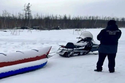 Пенсионер получил травму при катании на «банане» в Якутии, пострадать мог и ребенок