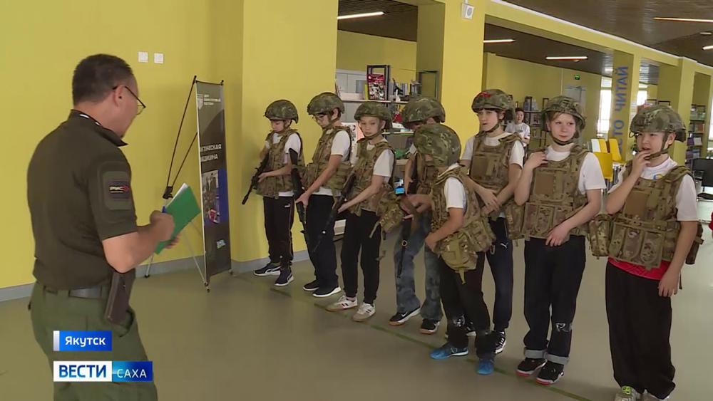 Школьники Якутии приняли участие в военно-патриотической игре "Зарница 2.0"