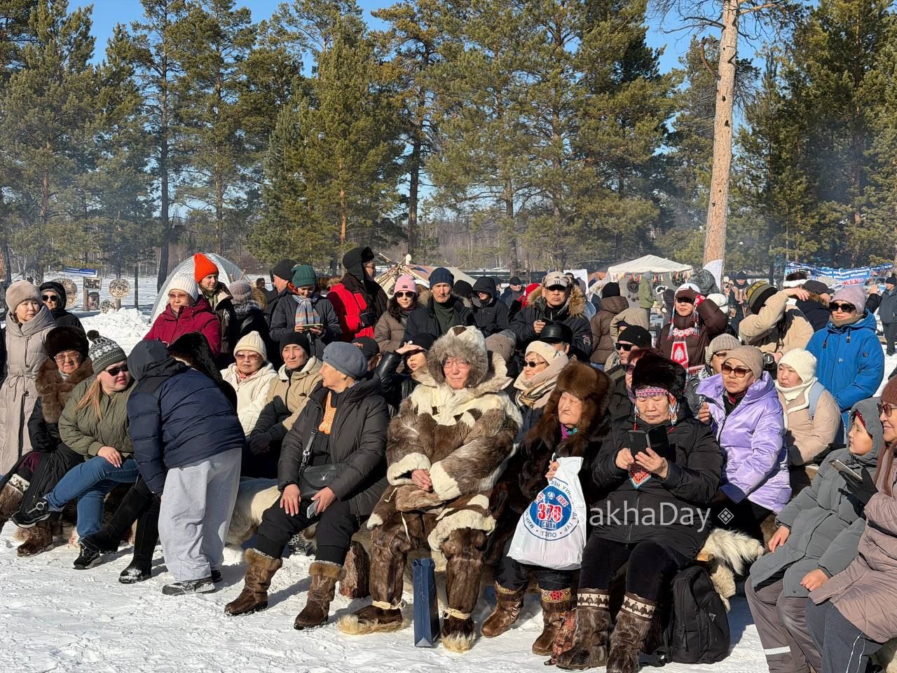 В Якутии сегодня проходит традиционный праздник «Священный мой олень», посвящённый одному из главных символов Севера В Якутии сегодня проходит традиционный праздник «Священный мой олень», посвящённый одному из главных символов Севера