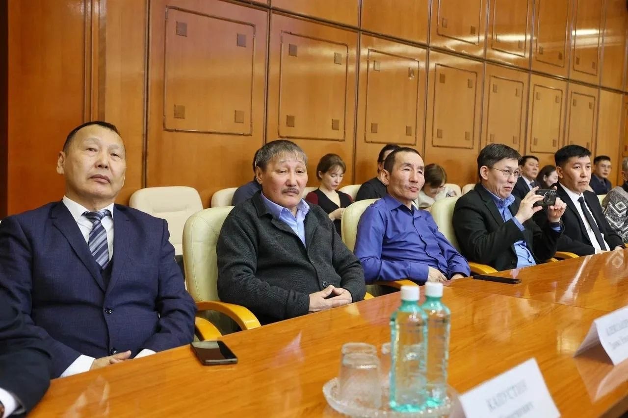 Уважаемые ветераны и работники жилищно-коммунального хозяйства! Уважаемые ветераны и работники жилищно-коммунального хозяйства!