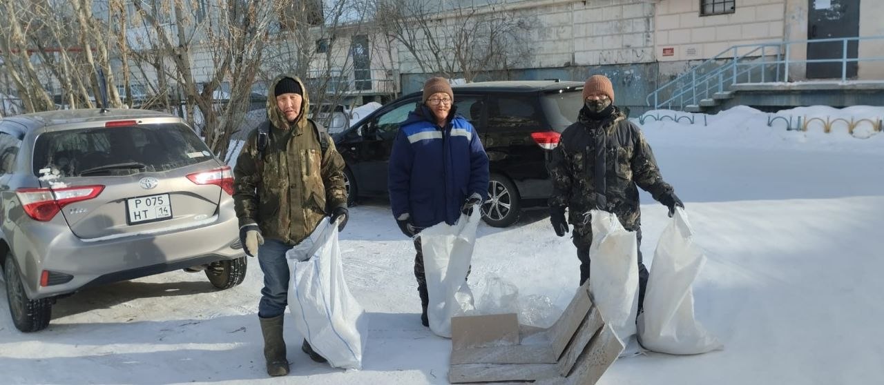 Муниципальные дворники – это настоящие хранители чистоты, которые своим примером показывают, как важна ответственность и любовь к своему делу Муниципальные дворники – это настоящие хранители чистоты, которые своим примером показывают, как важна ответственность и любовь к своему делу