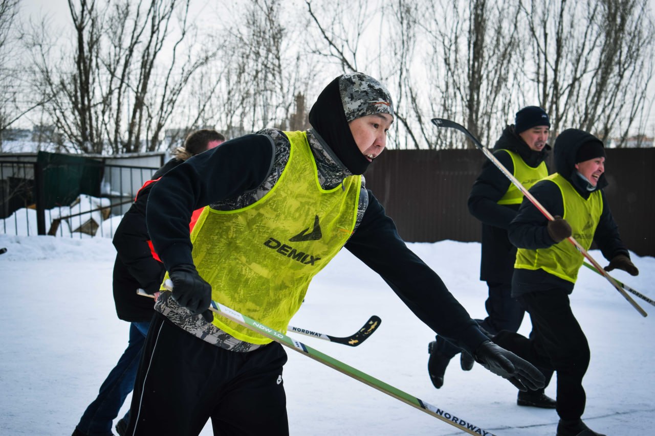В Республике Саха (Якутия) транспортная полиция приняла участие в турнире по русскому хоккею с мячом среди структурных подразделений В Республике Саха (Якутия) транспортная полиция приняла участие в турнире по русскому хоккею с мячом среди структурных подразделений
