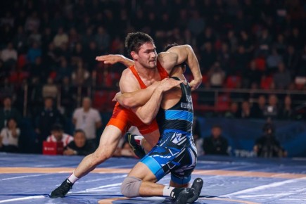 Виктор Рассадин и Айаал Белолюбский выступят на чемпионате Азии