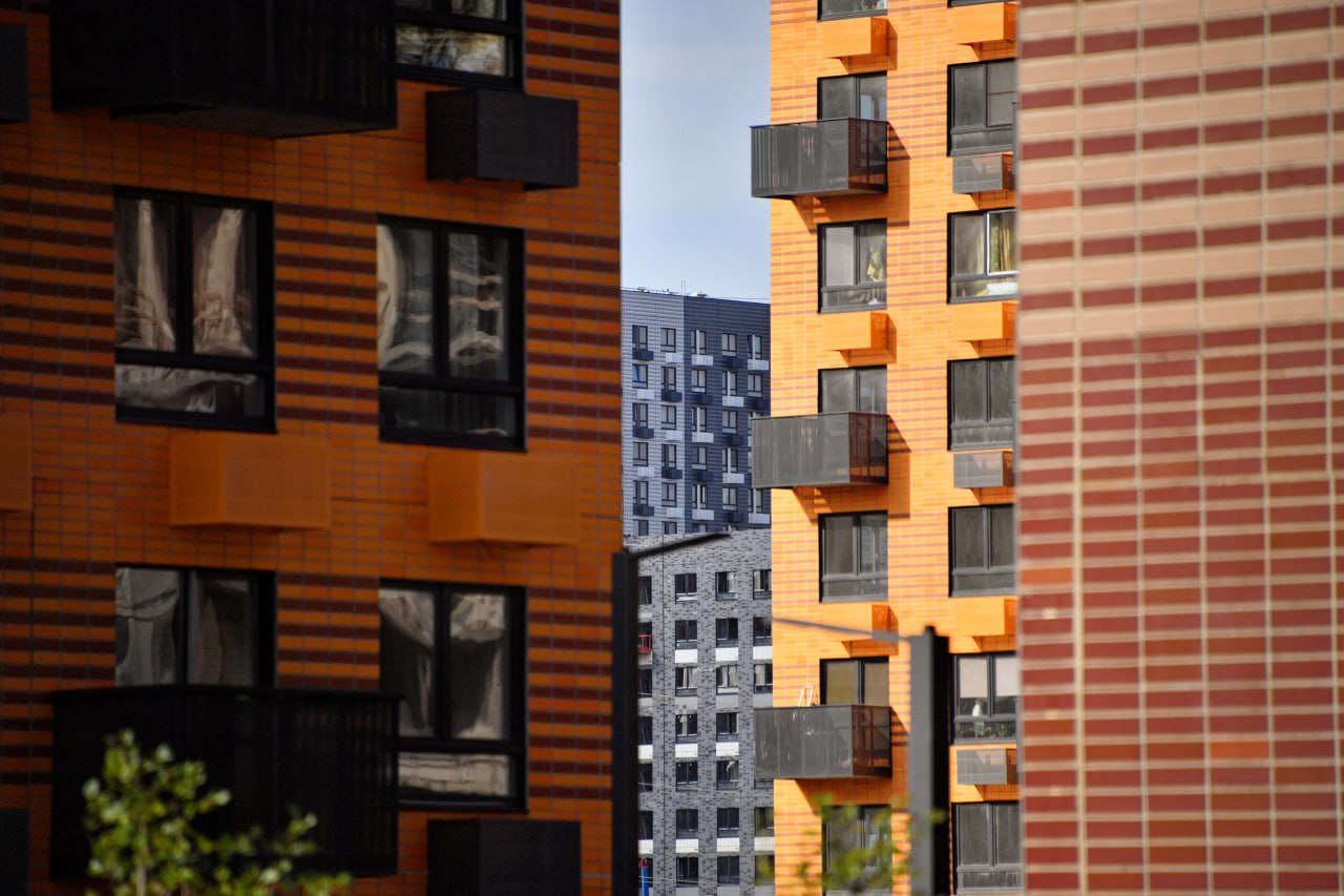 Суд Якутии отказал мужчине в квартире взамен сгоревшей «аварийки» из-за событий 2001 года