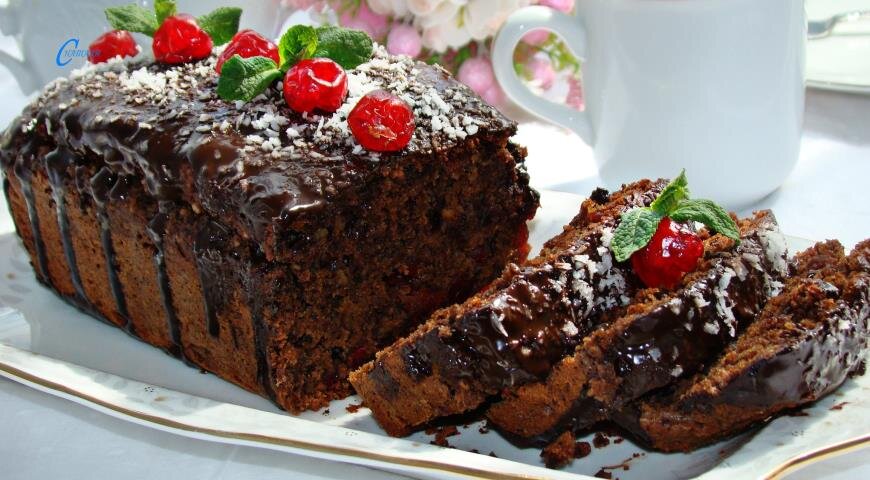 Свекольный кекс с вишней: десерт, о котором никто не догадается