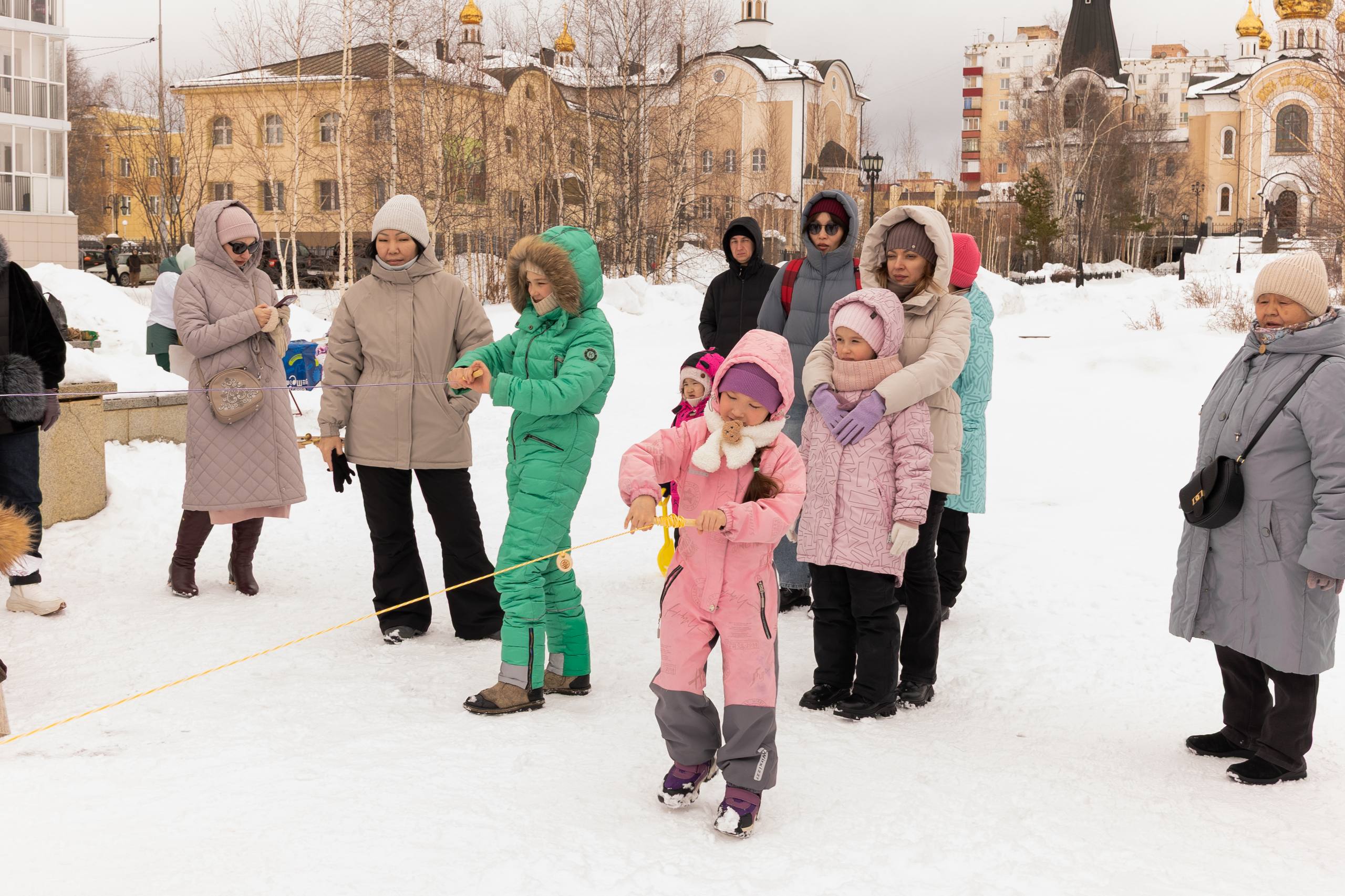 В Мирном отметили день рождения знаменитых ячат Марты и Таптал В Мирном отметили день рождения знаменитых ячат Марты и Таптал