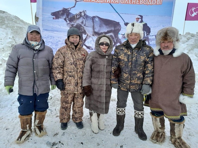Полвека в профессии: как якутский оленевод Сергей Филиппов адаптирует отрасль к современным условиям Полвека в профессии: как якутский оленевод Сергей Филиппов адаптирует отрасль к современным условиям
