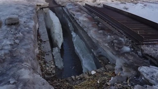 Евгений Григорьев проверил ход работ по уборке снега и подготовке к пропуску талых вод