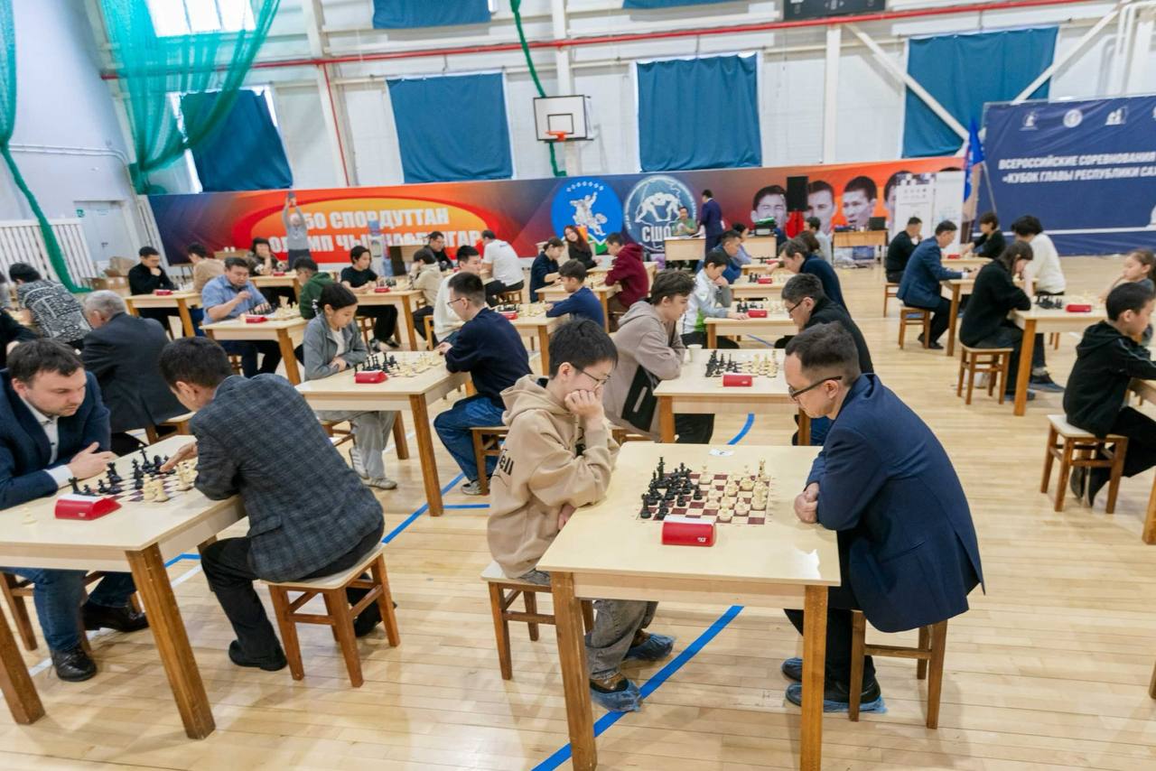Айсен Николаев: Сегодня в Якутске начался этап Кубка России по шахматам среди мужчин - главный турнир IV Кубка Главы Республики Саха (Якутия), посвященного 100-летию шахматного движения в нашей республике Айсен Николаев: Сегодня в Якутске начался этап Кубка России по шахматам среди мужчин - главный турнир IV Кубка Главы Республики Саха (Якутия), посвященного 100-летию шахматного движения в нашей республике