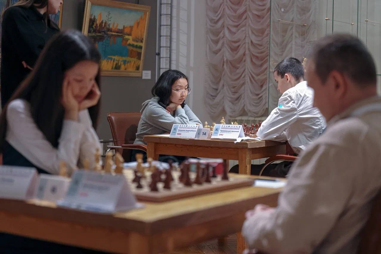 Айсен Николаев: Сегодня в Якутске начался этап Кубка России по шахматам среди мужчин - главный турнир IV Кубка Главы Республики Саха (Якутия), посвященного 100-летию шахматного движения в нашей республике Айсен Николаев: Сегодня в Якутске начался этап Кубка России по шахматам среди мужчин - главный турнир IV Кубка Главы Республики Саха (Якутия), посвященного 100-летию шахматного движения в нашей республике