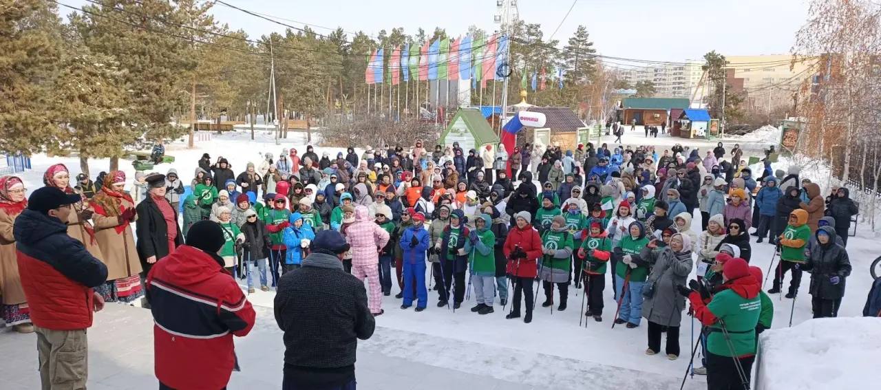 В Якутске прошла массовая акция «10 000 шагов к жизни», приуроченная ко Всемирному дню здоровья В Якутске прошла массовая акция «10 000 шагов к жизни», приуроченная ко Всемирному дню здоровья