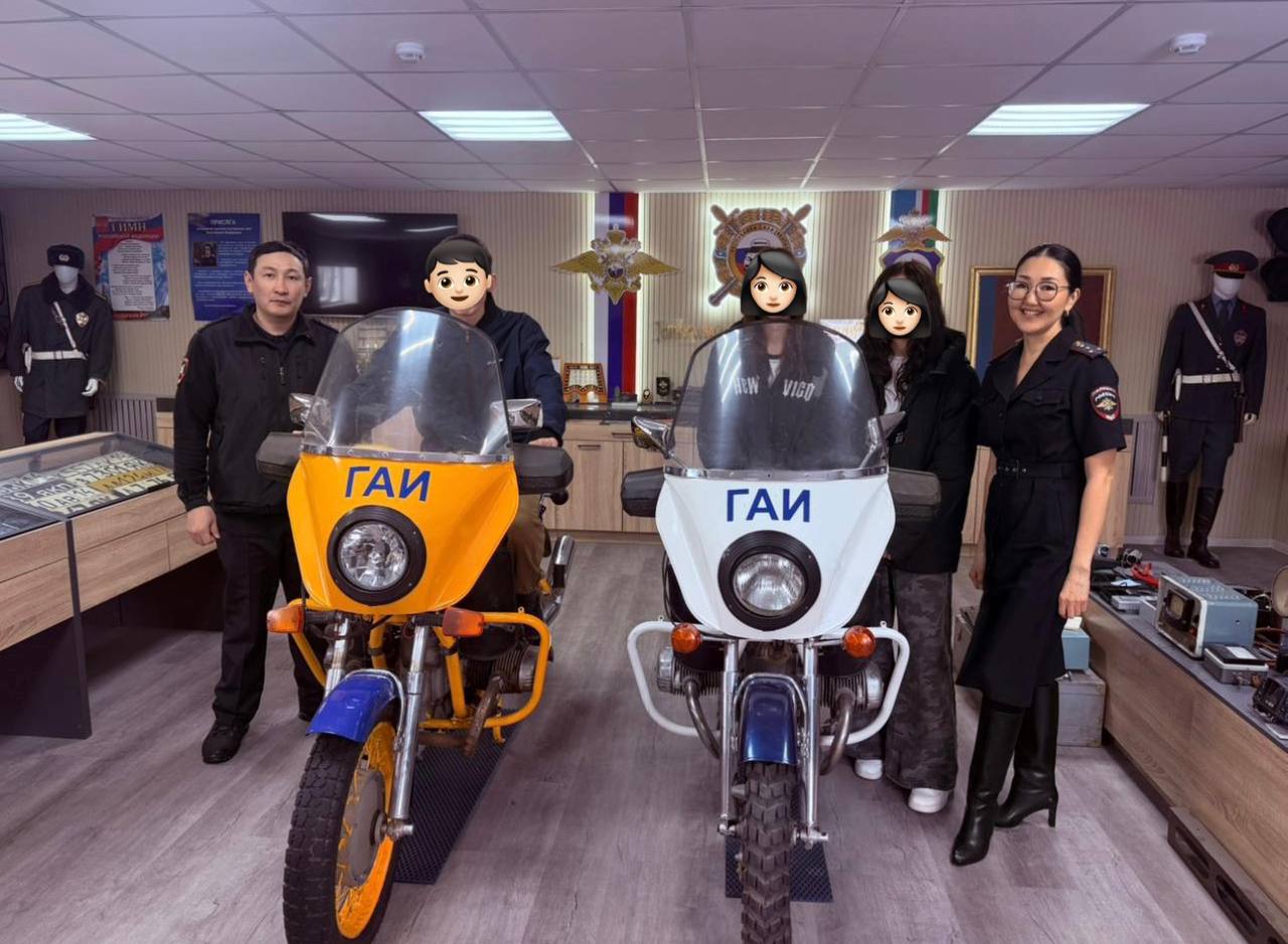 2 апреля сотрудники Госавтоинспекции вместе с воспитанниками МОУ "Мохсоголлохского центра помощи детям, оставшимся без попечения родителей", провели один день весенних каникул