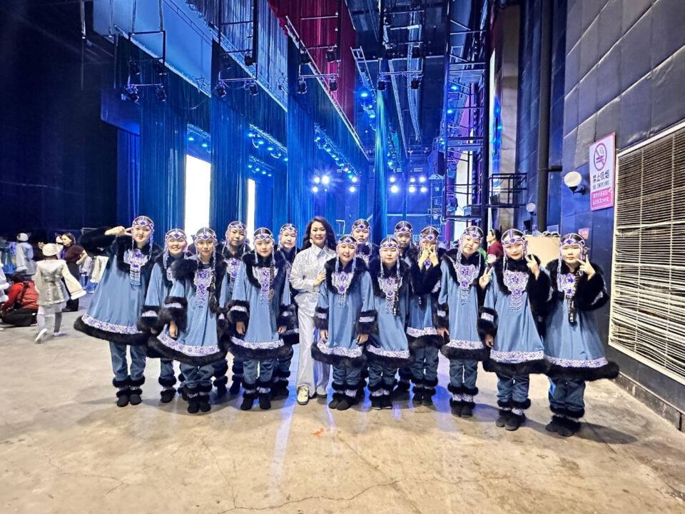 Якутская школа танца «Сардаана» завоевала три награды на международном фестивале в Китае Якутская школа танца «Сардаана» завоевала три награды на международном фестивале в Китае