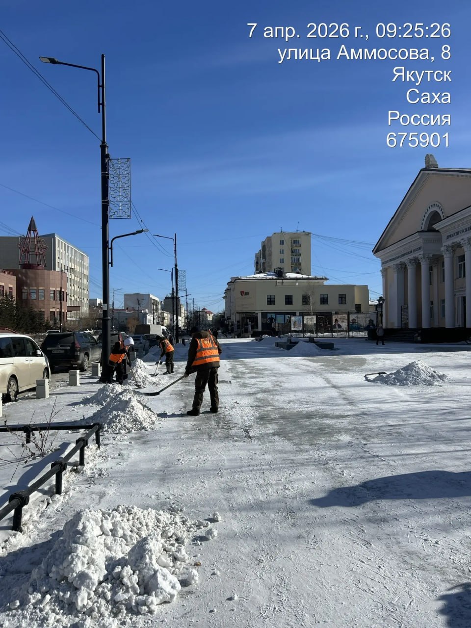 Очистка тротуаров, пр. Ленина Очистка тротуаров, пр. Ленина