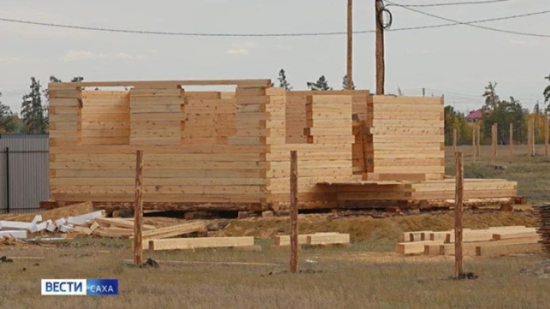 В 2026 году социальные выплаты на улучшение жилищных условий смогут получить 500 семей Якутии в рамках президентского нацпроекта "Инфраструктура для жизни"