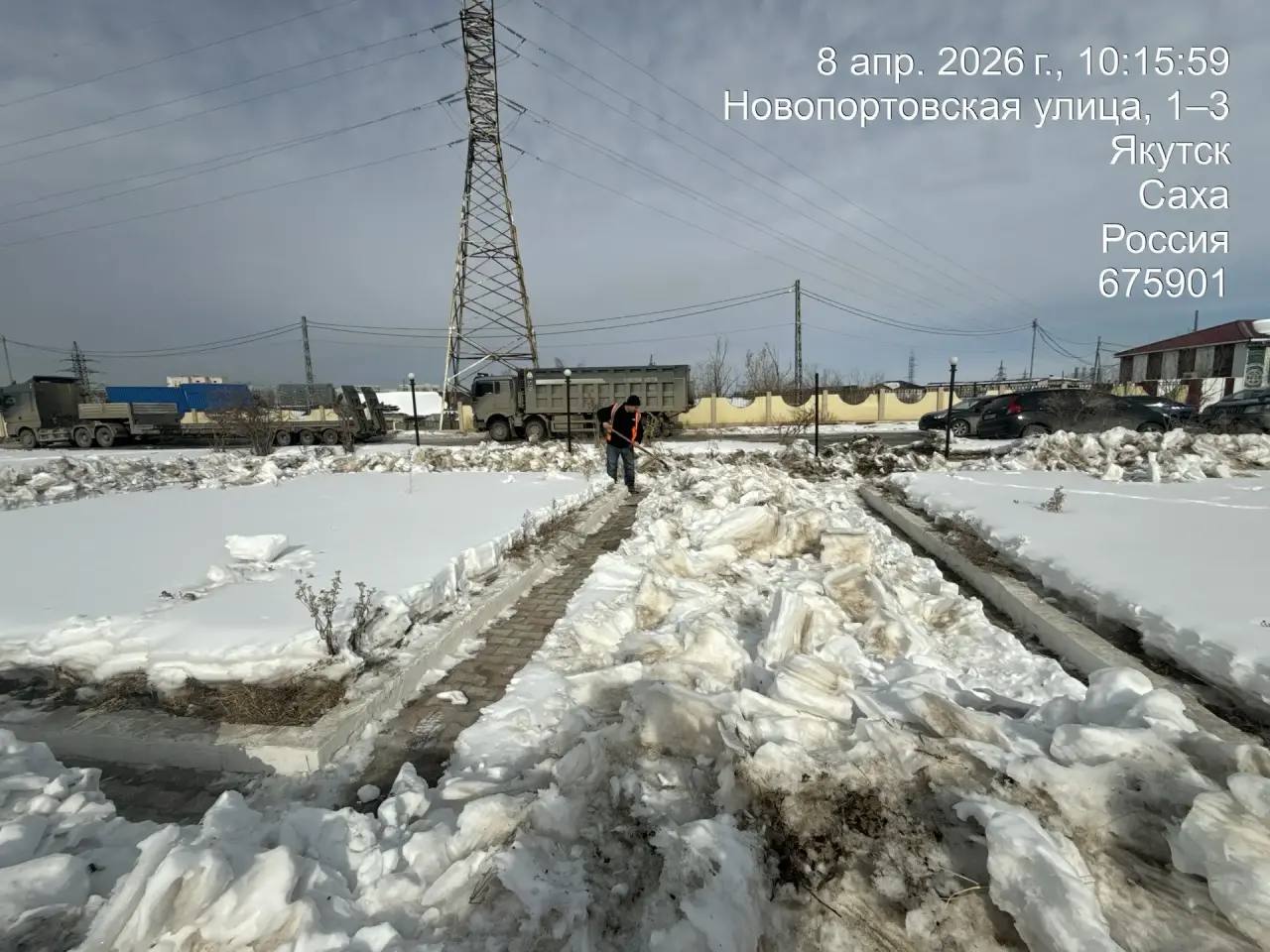 Очистка, подготовка к вывозу снега, сквер Речников Очистка, подготовка к вывозу снега, сквер Речников