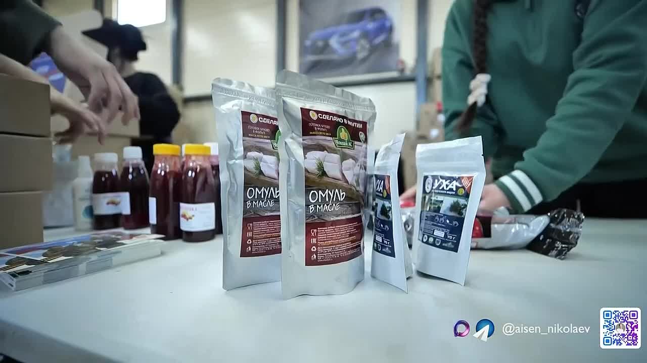 Айсен Николаев: Сегодня в Якутии традиционно начали собирать праздничные наборы для наших бойцов к 9 Мая