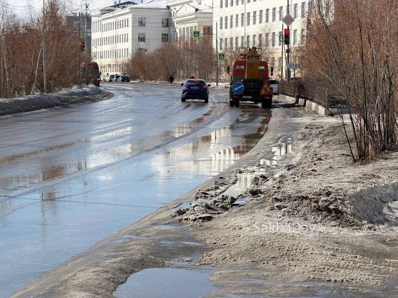 ГАИ возбудила три административных дела из-за плохой уборки дорог в Якутске