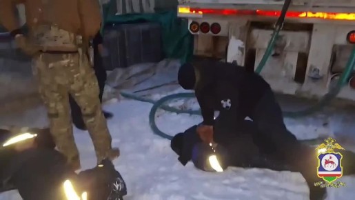 Шесть тонн «налево»: в Якутии при содействии росгвардейцев пресечены хищения дизельного топлива