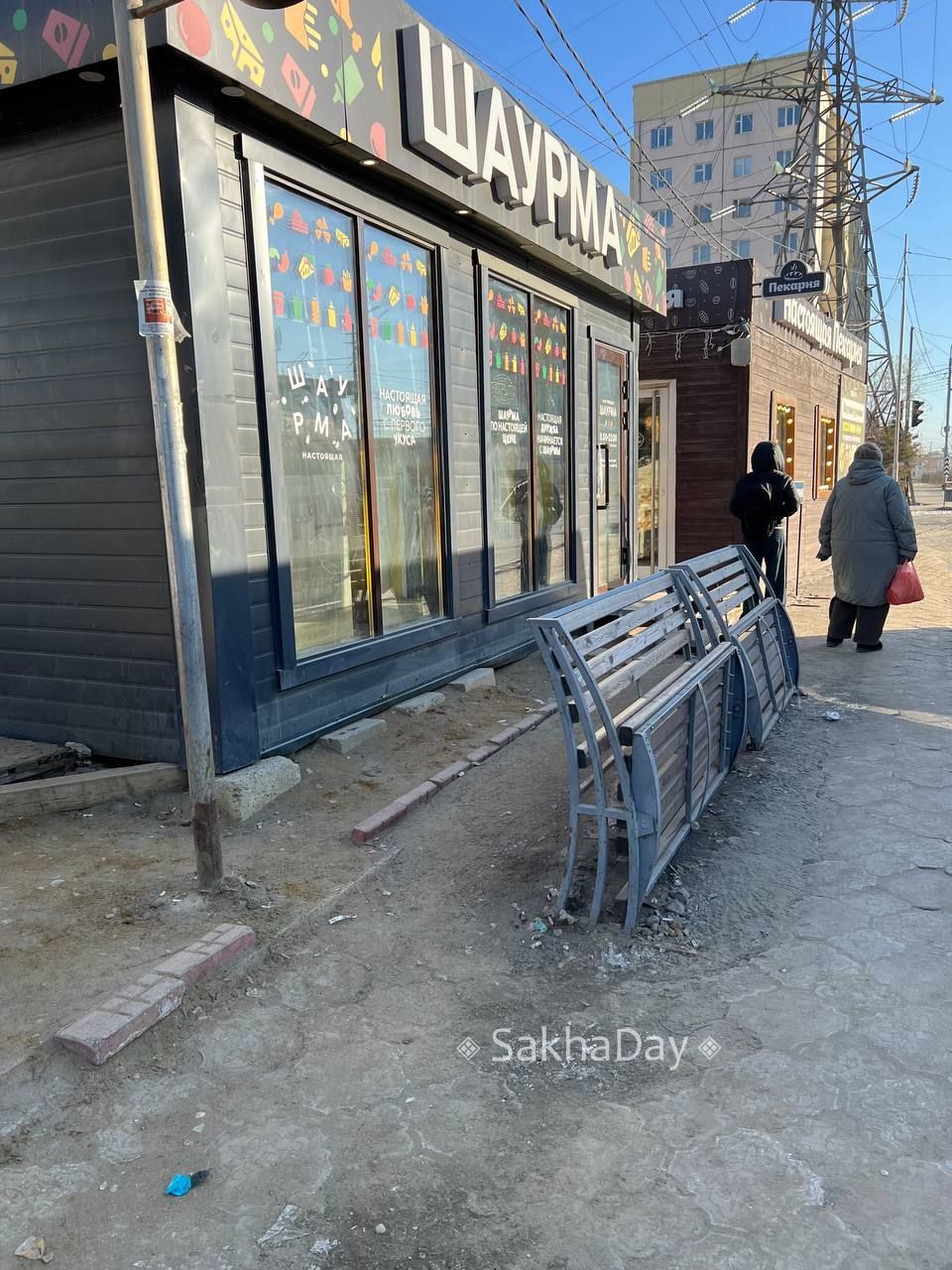 Одна из самых красивых "архитектурных" улиц Якутска Одна из самых красивых "архитектурных" улиц Якутска