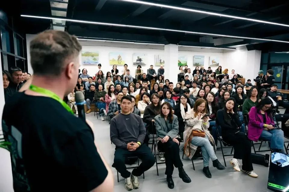 �� ��������� DriveeCon ��������� ���������� � �������� ��-���������� ������