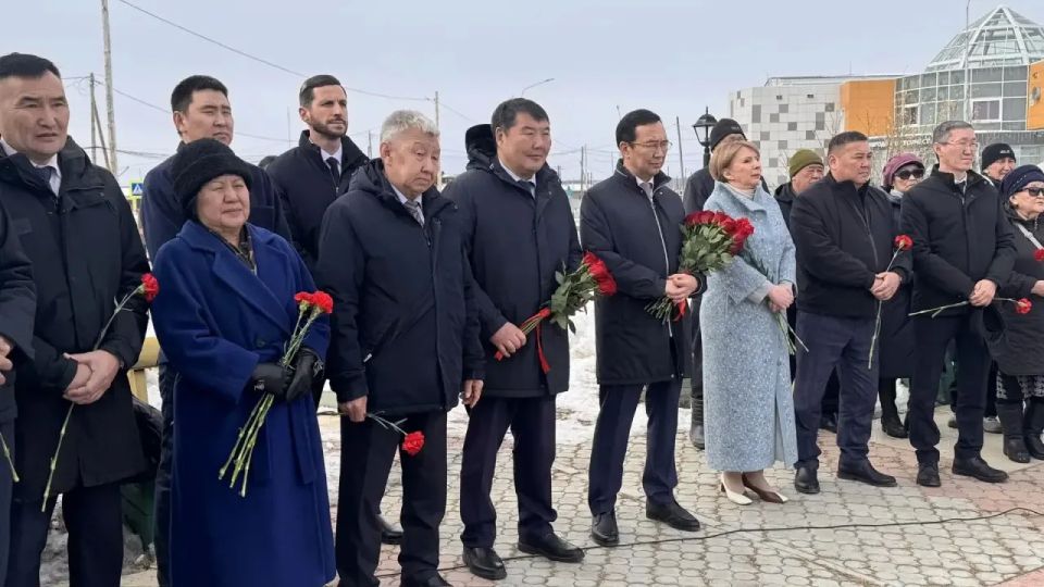 � ����-�������� ������� �������� ����� ������ ���� ���������� � �������������� ������� ������ ���� ��������� ����������