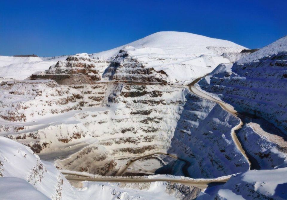 ��������� �������� ����� ��������� ���� ������������� � ��������� ������