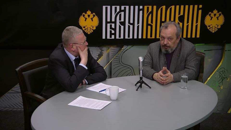 Бензиновый парадокс Крыма: Не в картах — зато в чеках АЗС
