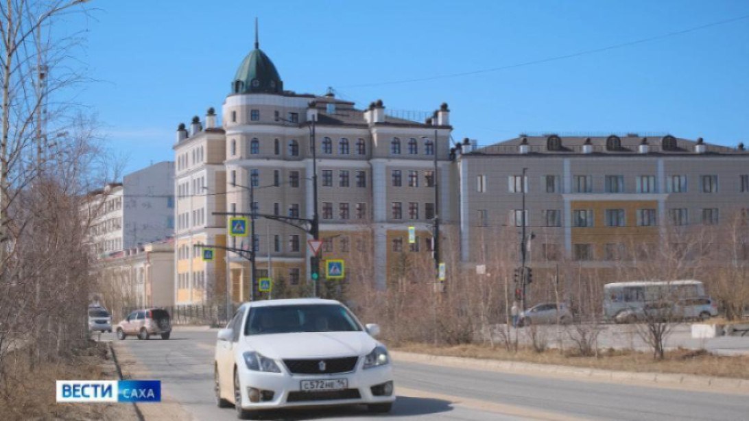 Падение из балкона и мошенничество