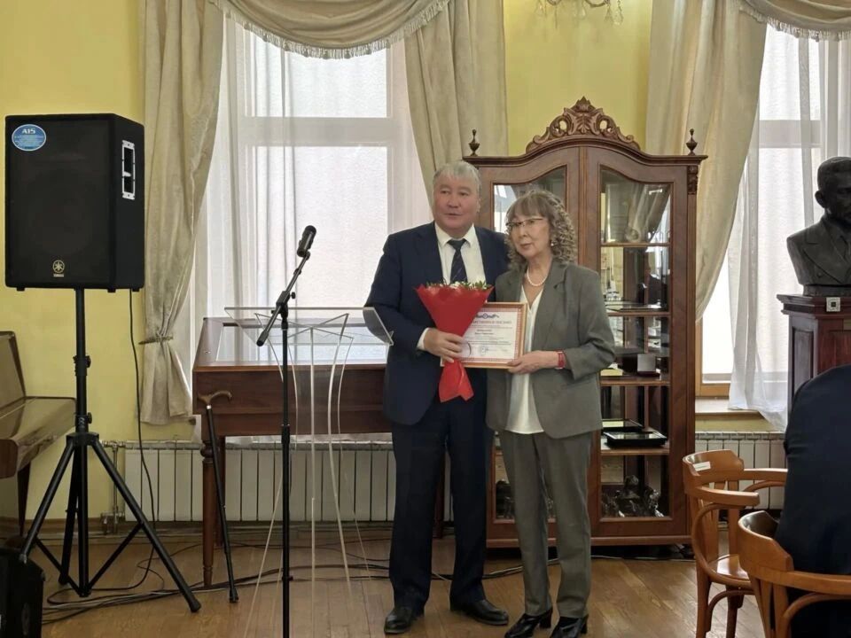 В Якутии спустя сто лет переиздали научно-просветительскую книгу Василия Никифорова-Клмнр В Якутии спустя сто лет переиздали научно-просветительскую книгу Василия Никифорова-Клмнр