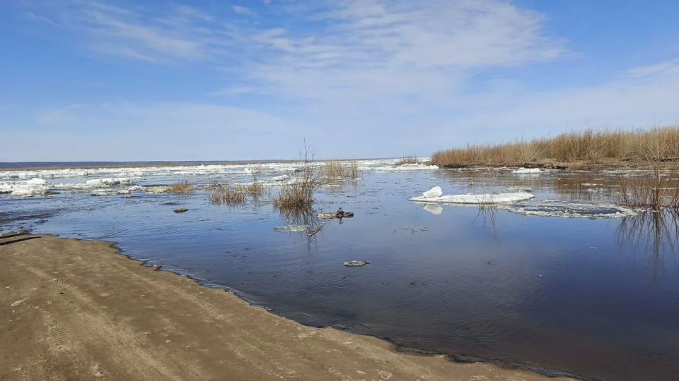 В Якутске и пригородах введены временные ограничения электроснабжения из-за угрозы подтопления энергообъектов