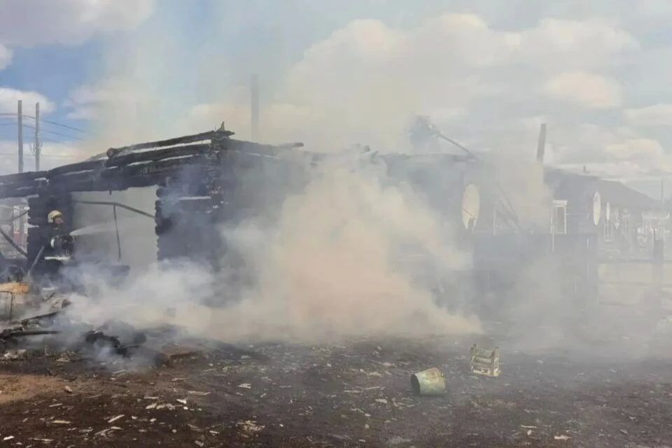АДПИ помогли жильцам спастись при пожаре в селе Хочо