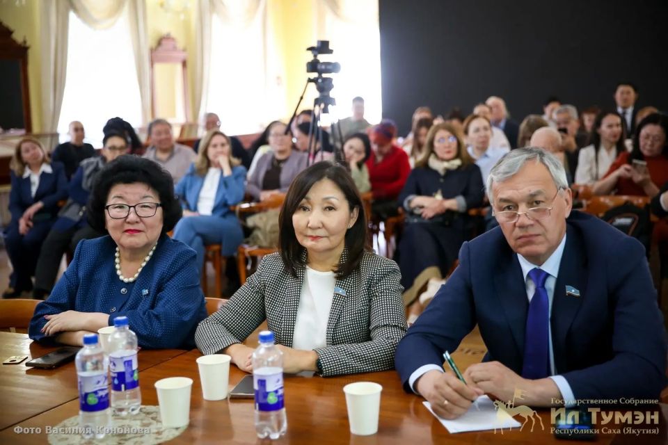 Клмнр 160 сылыгар «Таба туата» кинигэтин срэхтэниитэ буолан ааста Клмнр 160 сылыгар «Таба туата» кинигэтин срэхтэниитэ буолан ааста