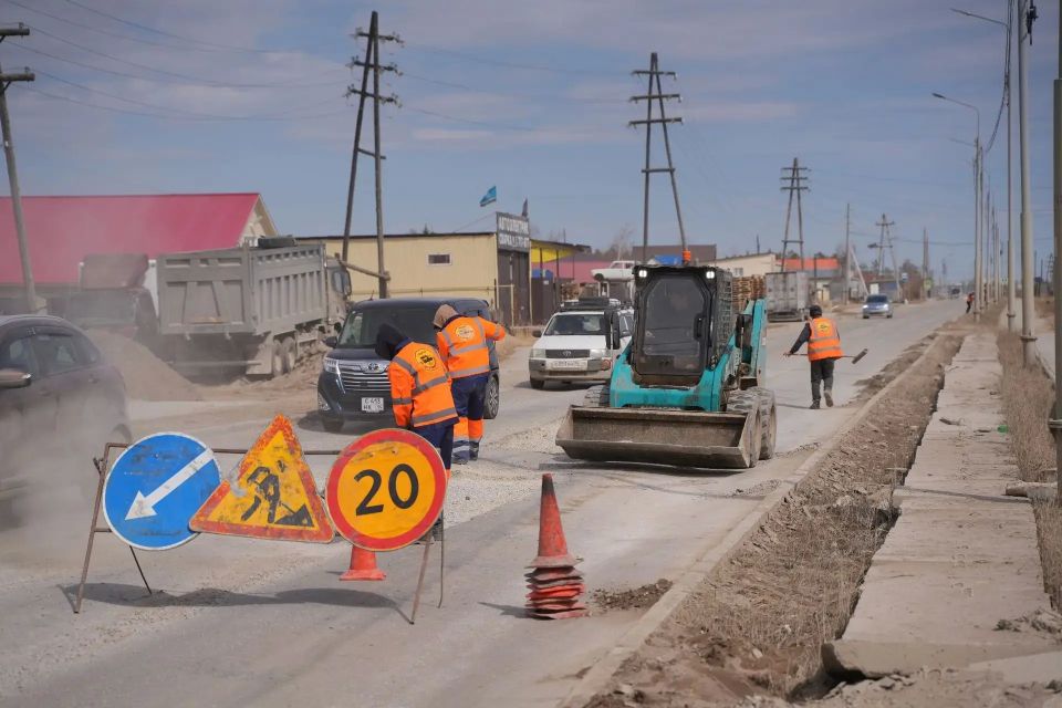 В ходе рабочего объезда по городу осмотрели объекты дорожного строительства и ремонта В ходе рабочего объезда по городу осмотрели объекты дорожного строительства и ремонта