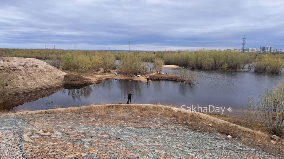 Рыбаки ловят дзен. #дляsakhaday Рыбаки ловят дзен. #дляsakhaday