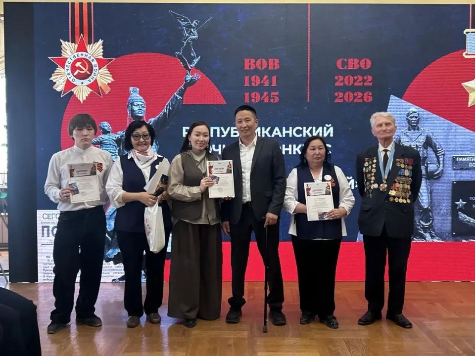 Министр Петр Шамаев поздравил победителей конкурса сочинений «Опаленные войной»