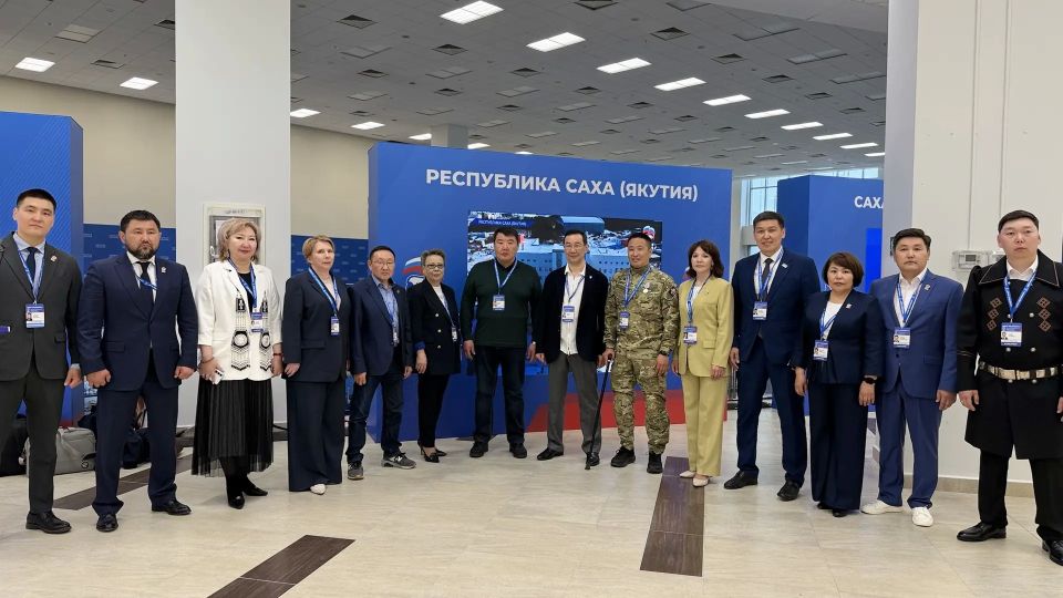 Айсен Николаев: Как секретарь регионального отделения «Единой России» возглавил делегацию Якутии на окружном отчетно-программном форуме партии «Есть результат!» во Владивостоке Айсен Николаев: Как секретарь регионального отделения «Единой России» возглавил делегацию Якутии на окружном отчетно-программном форуме партии «Есть результат!» во Владивостоке