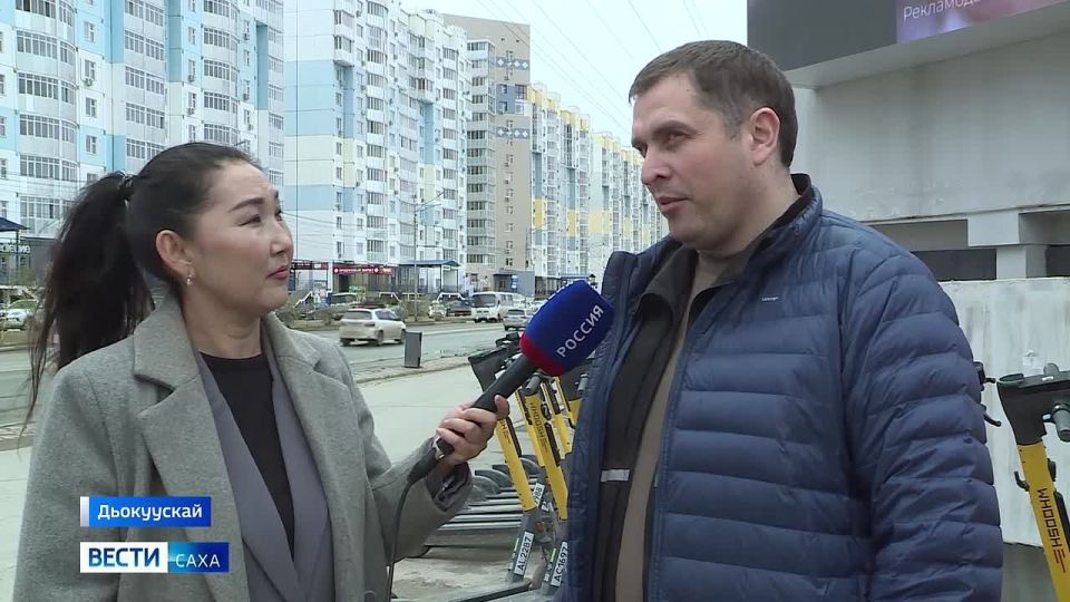 Болойу оолор! Дьокуускайдааы суолга куттал суох буолуутун хааччыйар инспекция лэиттэрэ рэх кэмэ тмктэнэн эрэринэн оолорго сэрэтэр аахсыйалары ыыталлар