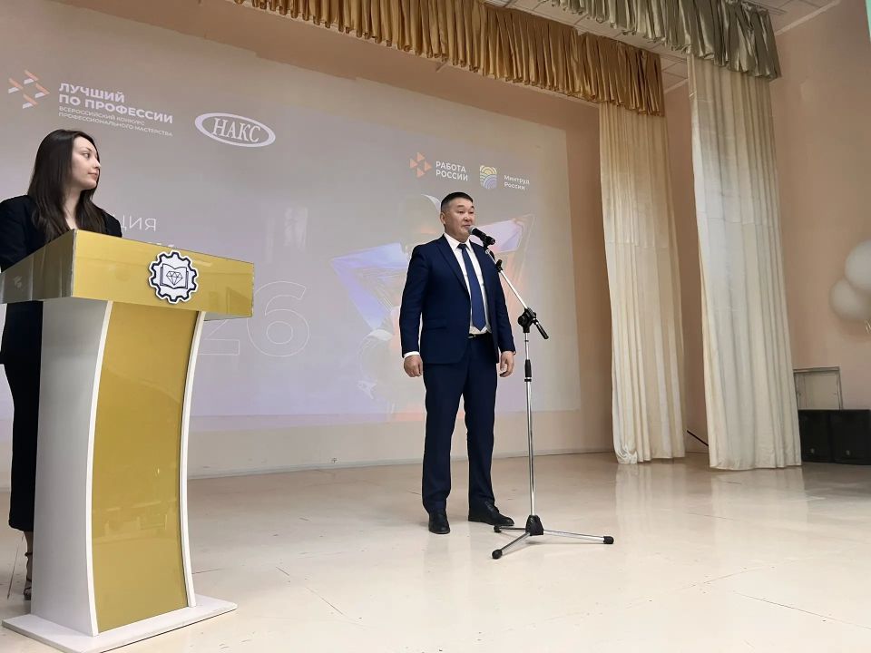 Искры мастерства, точность движений и профессия, на которой буквально держится современный мир Искры мастерства, точность движений и профессия, на которой буквально держится современный мир