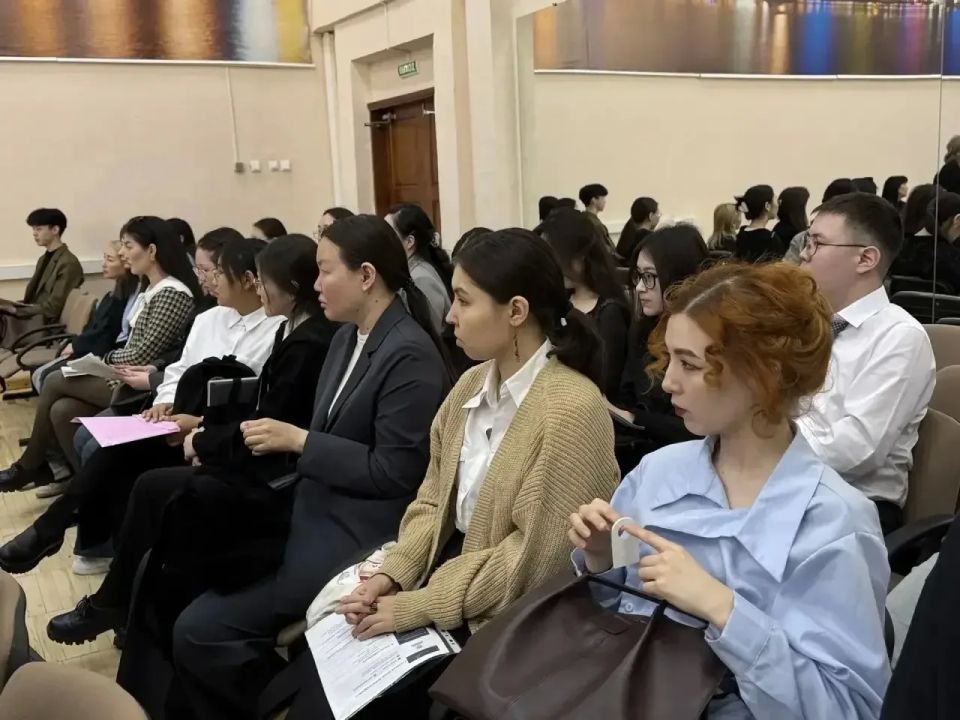Финальный «Карьерный марафон» этого учебного года состоялся в Якутском финансово-экономическом колледже имени И.И. Фадеева! Финальный «Карьерный марафон» этого учебного года состоялся в Якутском финансово-экономическом колледже имени И.И. Фадеева!