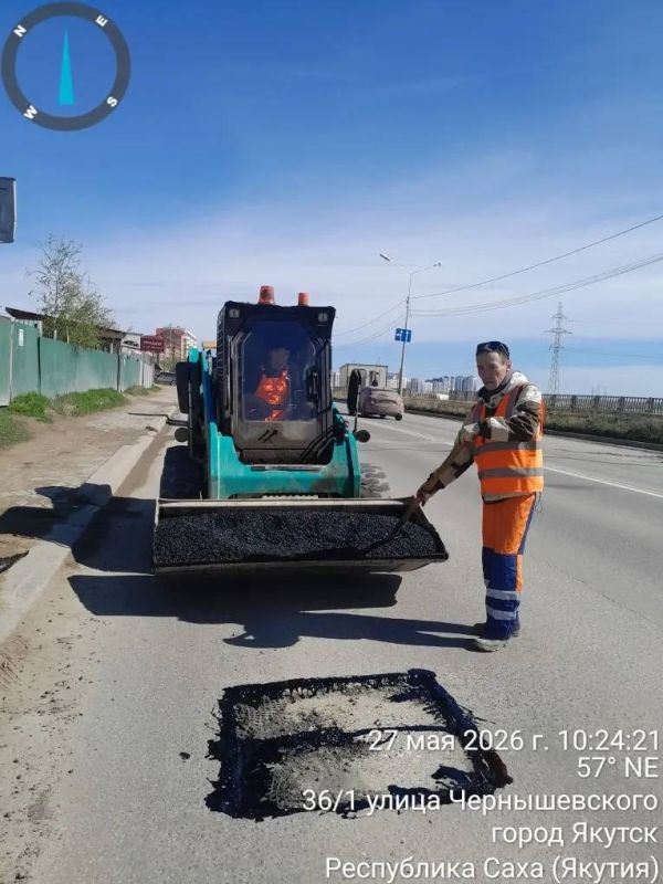 Кадры работ, проводимых в рамках ямочного ремонта, ул. Чернышевского Кадры работ, проводимых в рамках ямочного ремонта, ул. Чернышевского