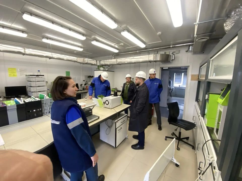Рабочая встреча с представителями Минвостокразвития России и Корпорации развития Дальнего Востока и Арктики Рабочая встреча с представителями Минвостокразвития России и Корпорации развития Дальнего Востока и Арктики