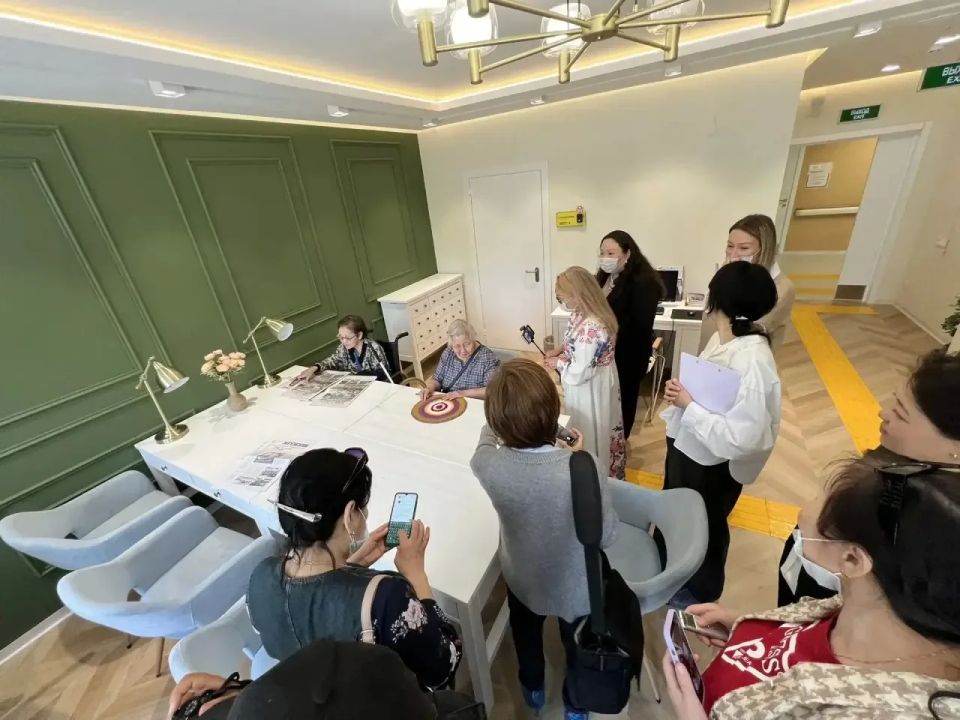 Традиционно, в преддверии профессионального праздника Дня социального работника, Министерство труда и социального развития Якутии организует пресс-тур Традиционно, в преддверии профессионального праздника Дня социального работника, Министерство труда и социального развития Якутии организует пресс-тур