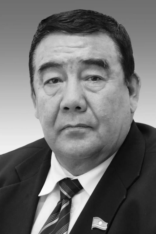 Айсен Николаев: Ушел из жизни Александр Сергеевич Уаров