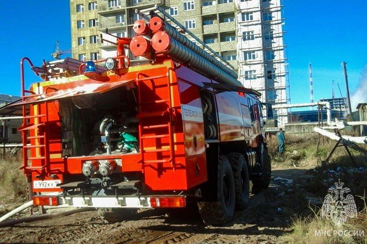 В Якутии потушили три пожара травы и мусора на общей площади 133 квадрата