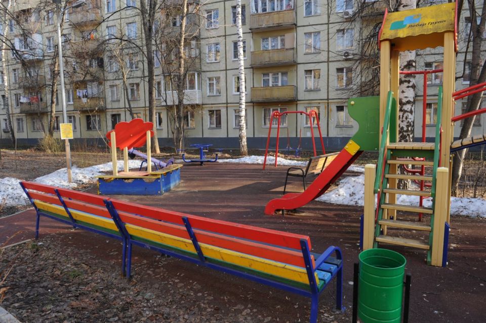 В Якутске вместо детской площадки построят жилой дом